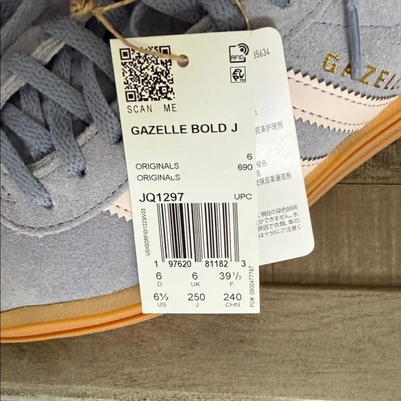 adidas Gazelle Bold Lavender Suede Sneakers with Peach Accents - Picture 6 of 6